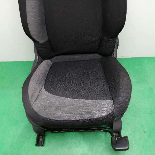 ASIENTO DELANTERO DERECHO