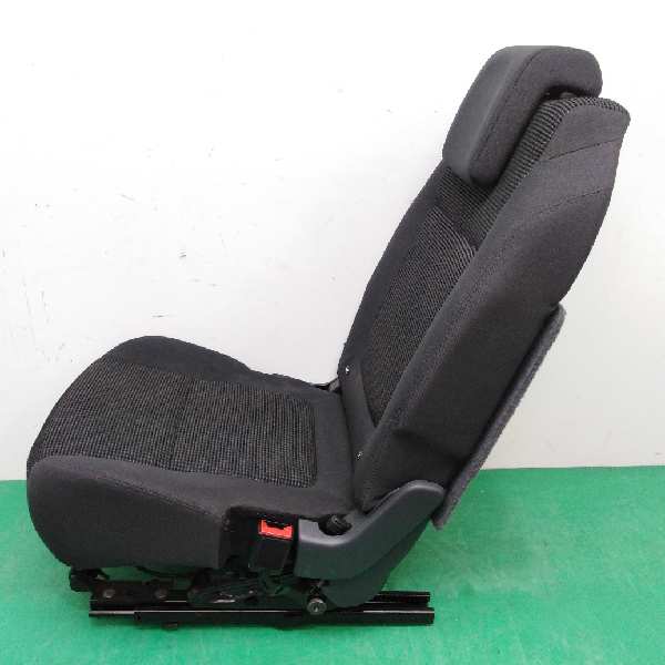 ASIENTO TRASERO MEDIO