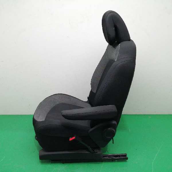 ASIENTO DELANTERO DERECHO