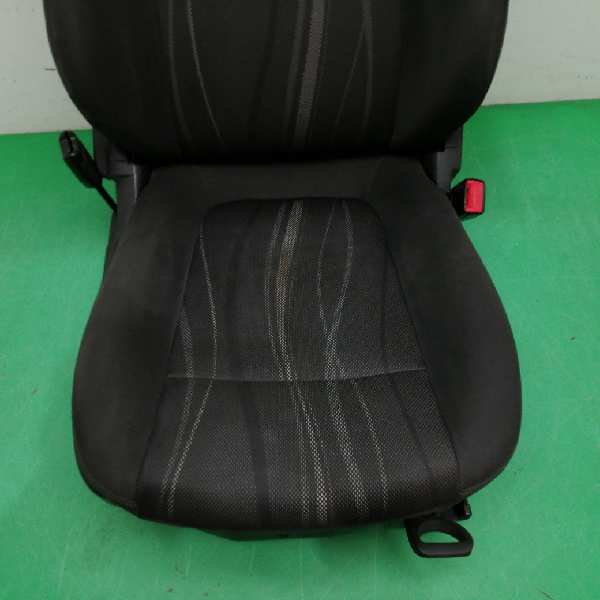 ASIENTO DELANTERO DERECHO