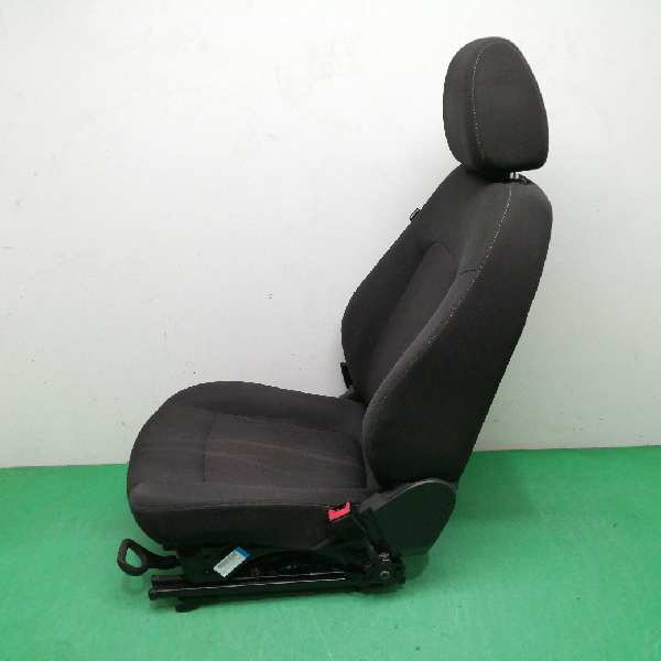 ASIENTO DELANTERO DERECHO