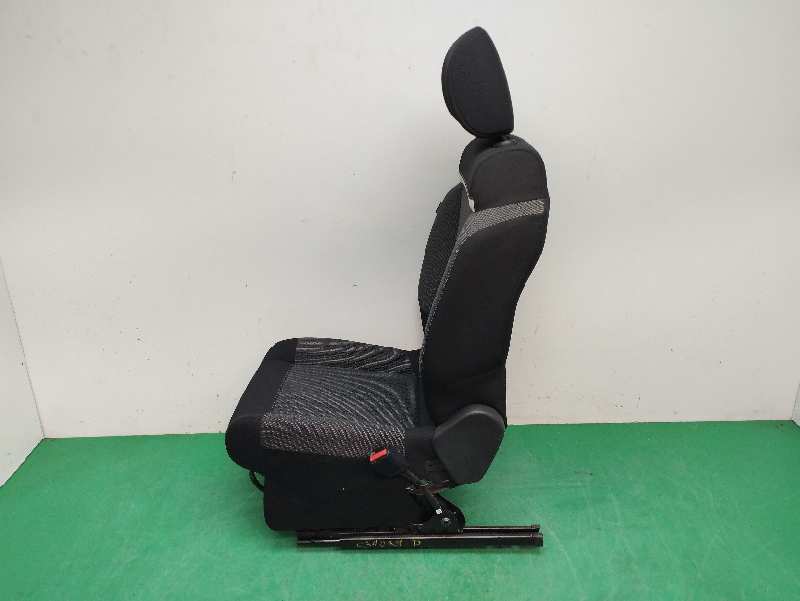 ASIENTO DELANTERO DERECHO