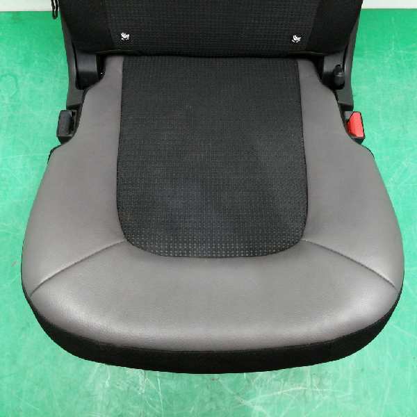 ASIENTO TRASERO MEDIO