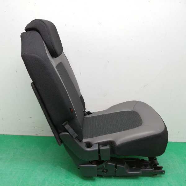 ASIENTO TRASERO MEDIO