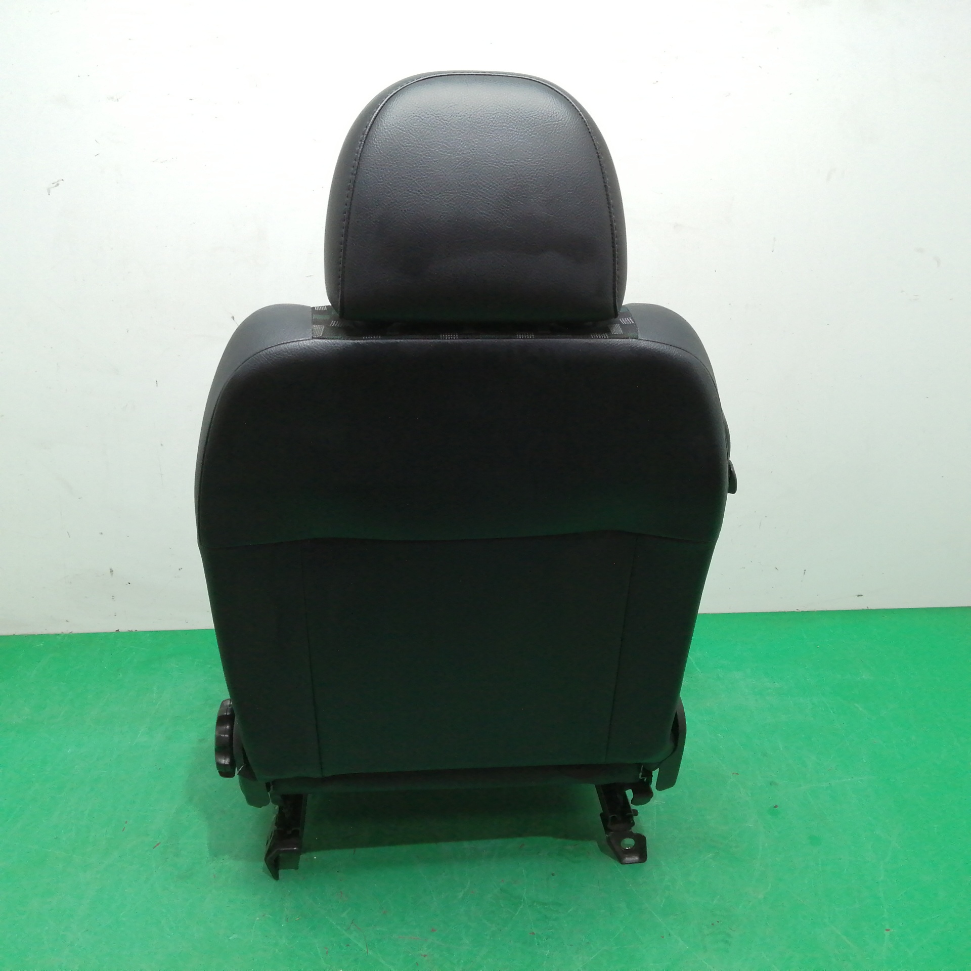 ASIENTO DELANTERO DERECHO