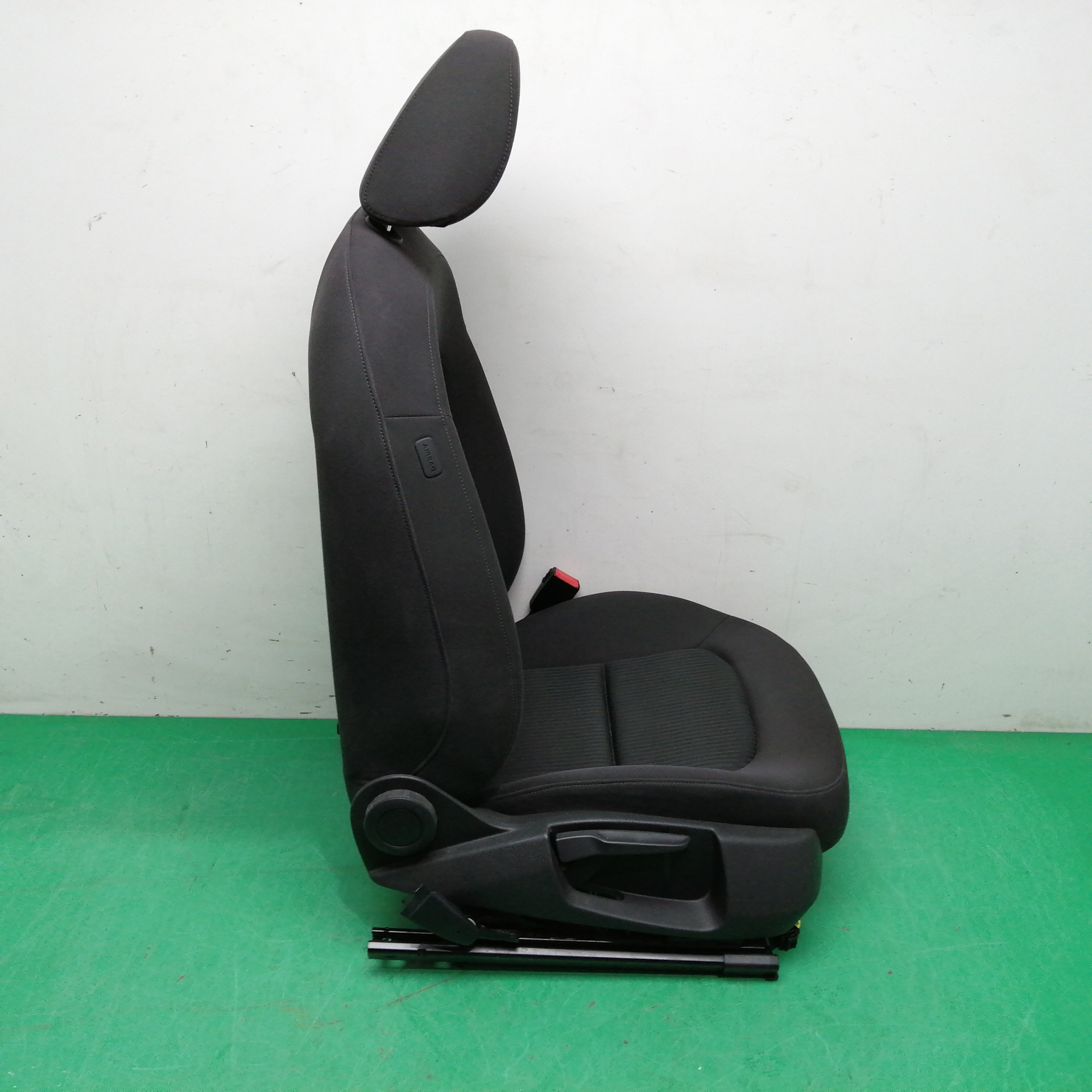 ASIENTO DELANTERO DERECHO