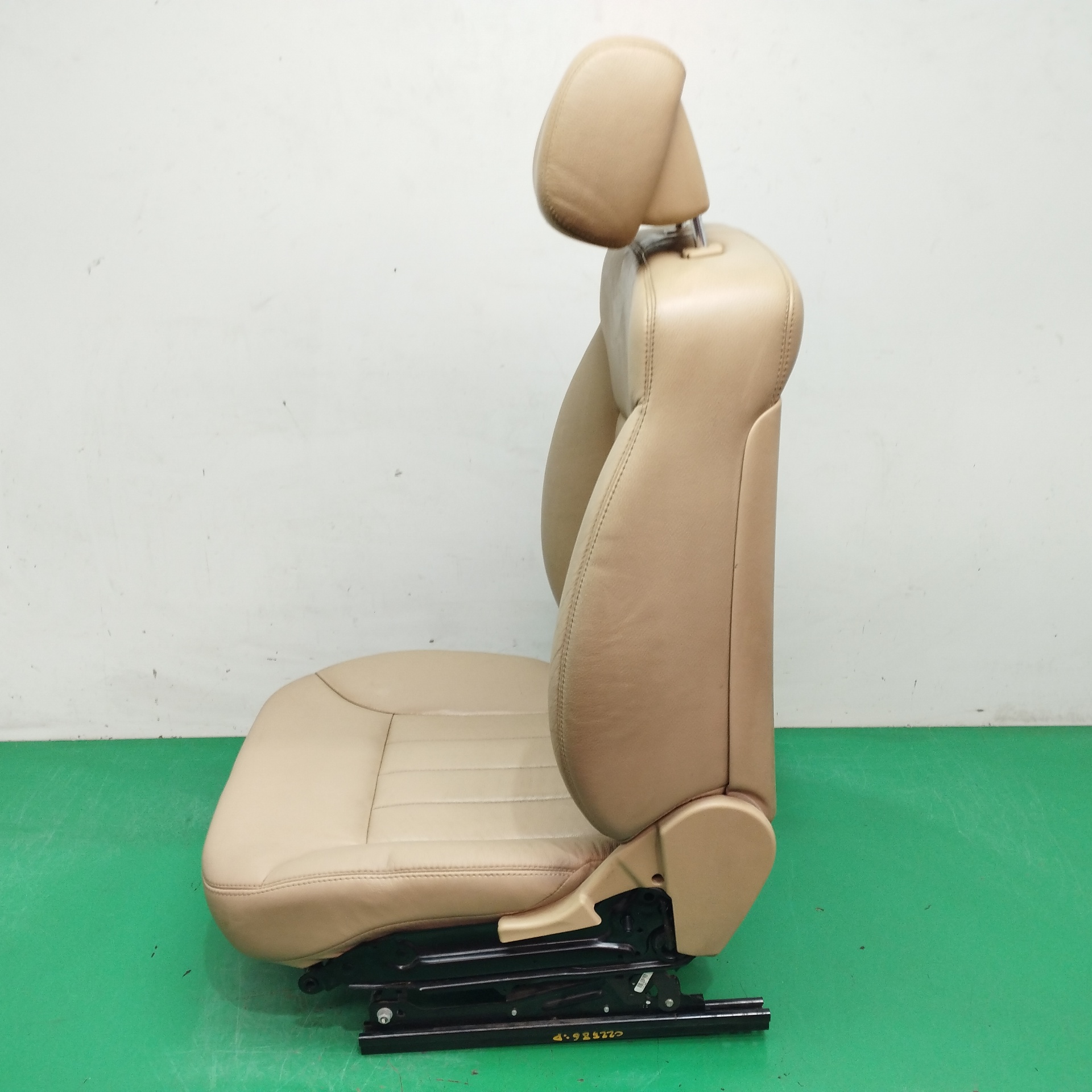 ASIENTO DELANTERO DERECHO