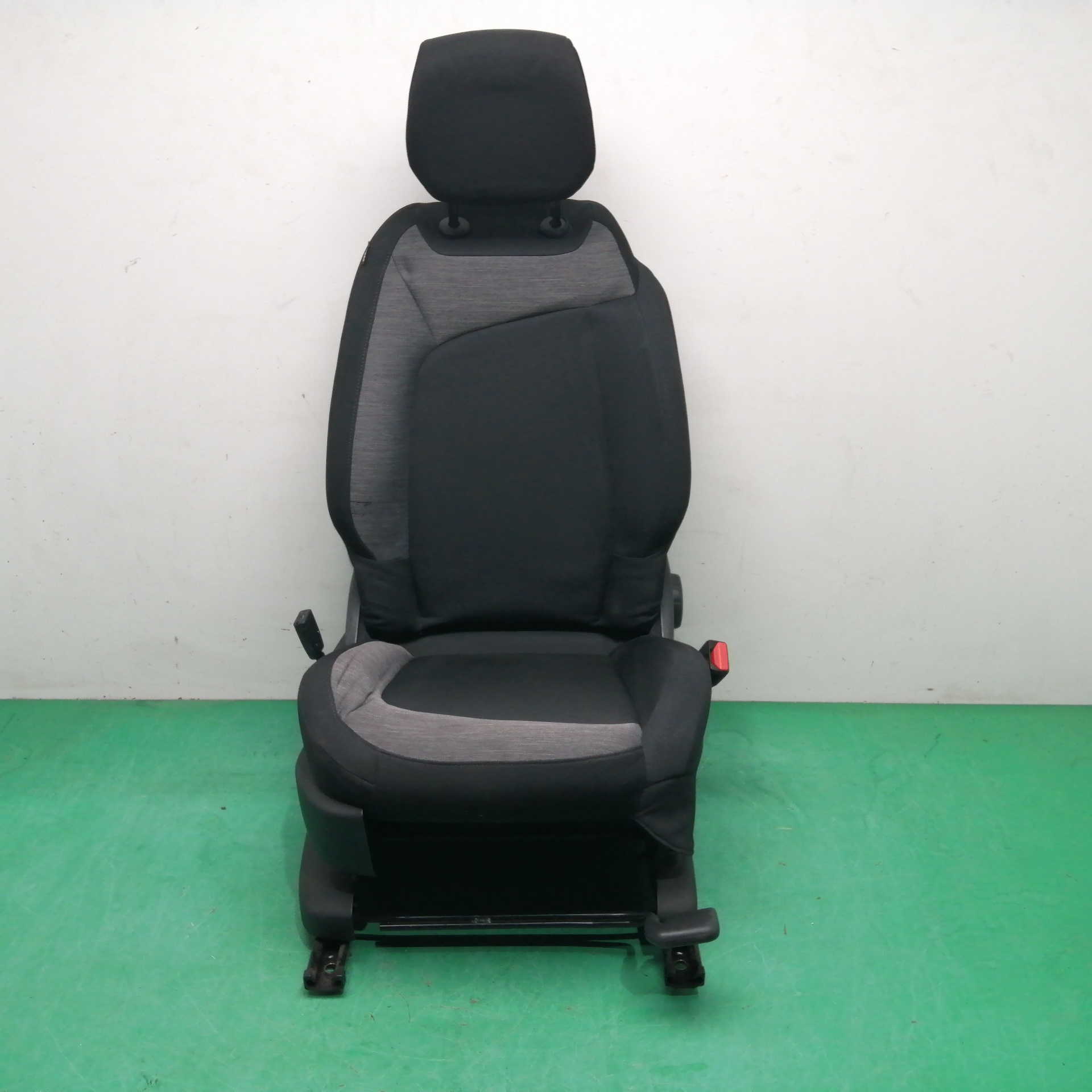 ASIENTO DELANTERO DERECHO