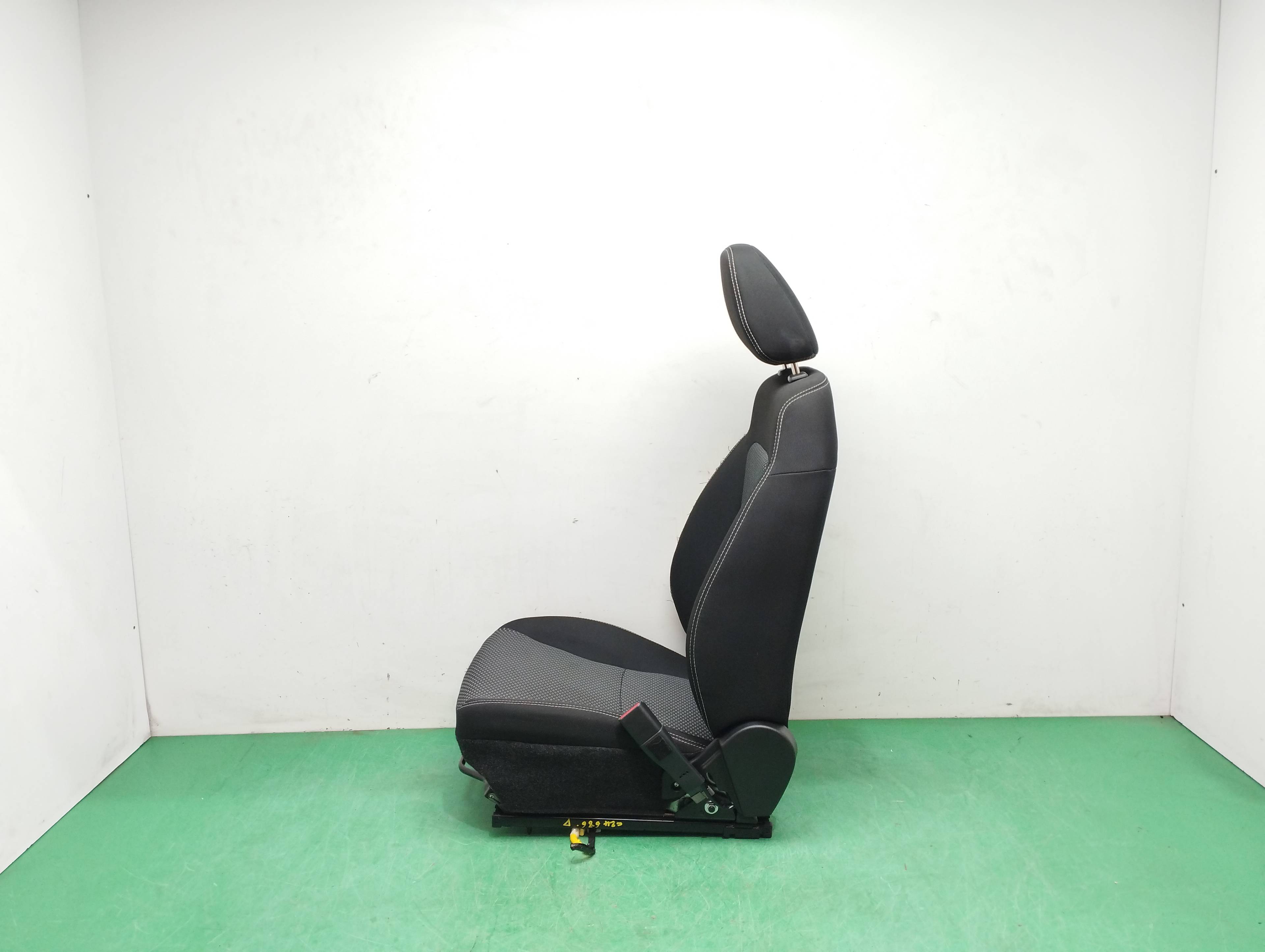 ASIENTO DELANTERO DERECHO