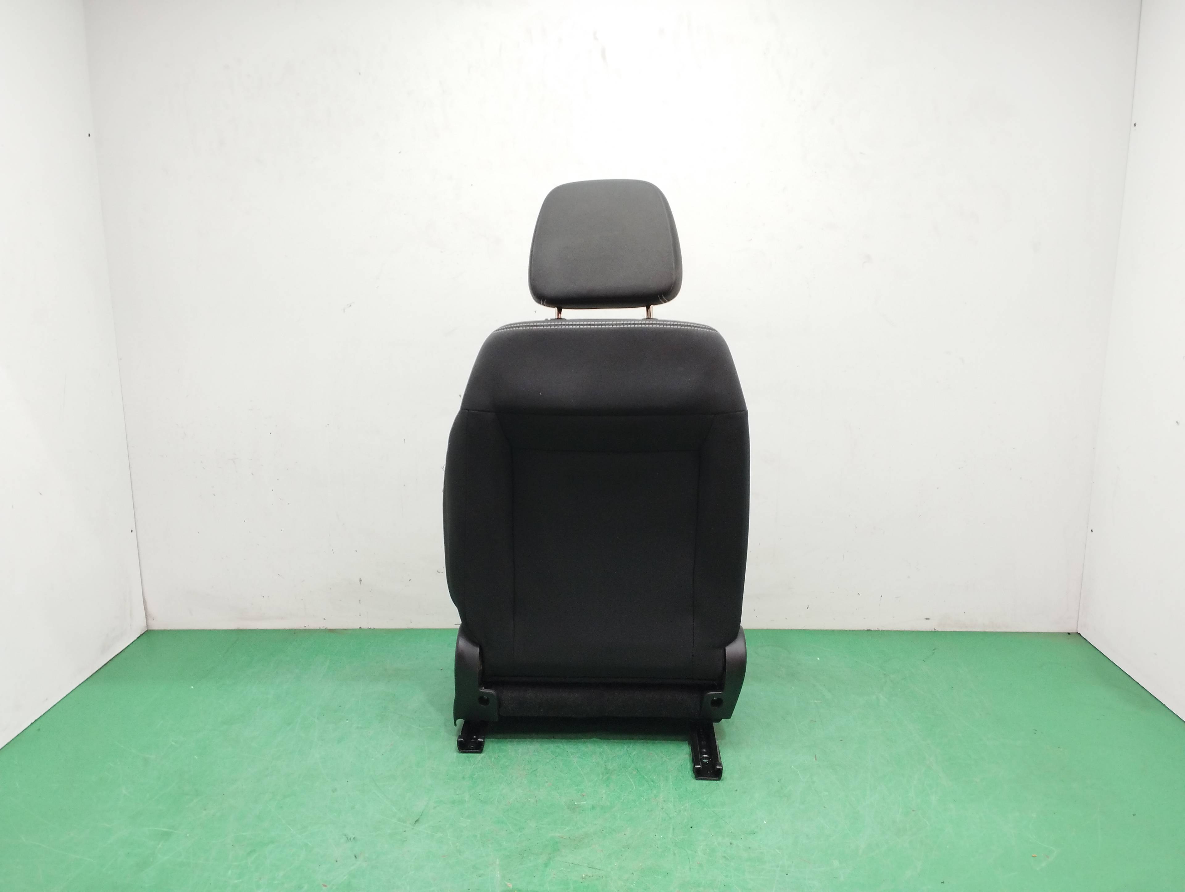 ASIENTO DELANTERO IZQUIERDO