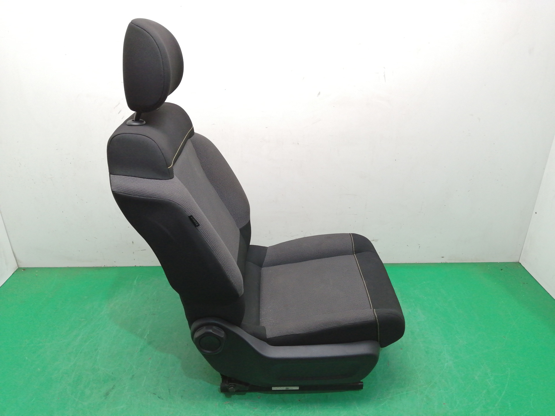 ASIENTO DELANTERO DERECHO