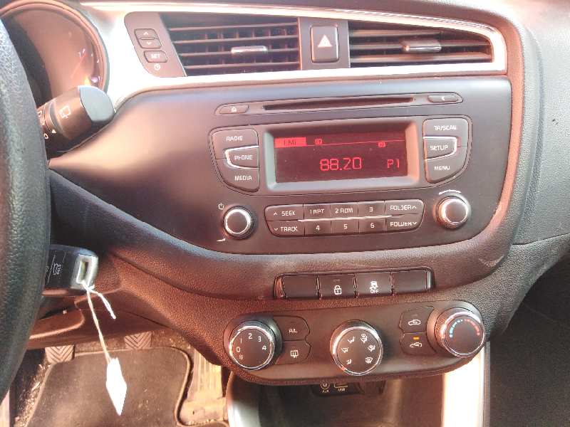 SISTEMA AUDIO / RADIO CD