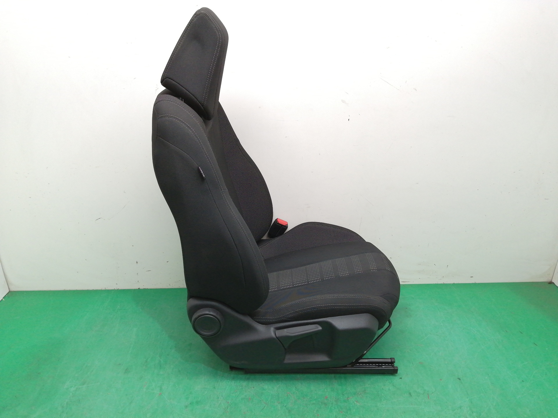 ASIENTO DELANTERO DERECHO