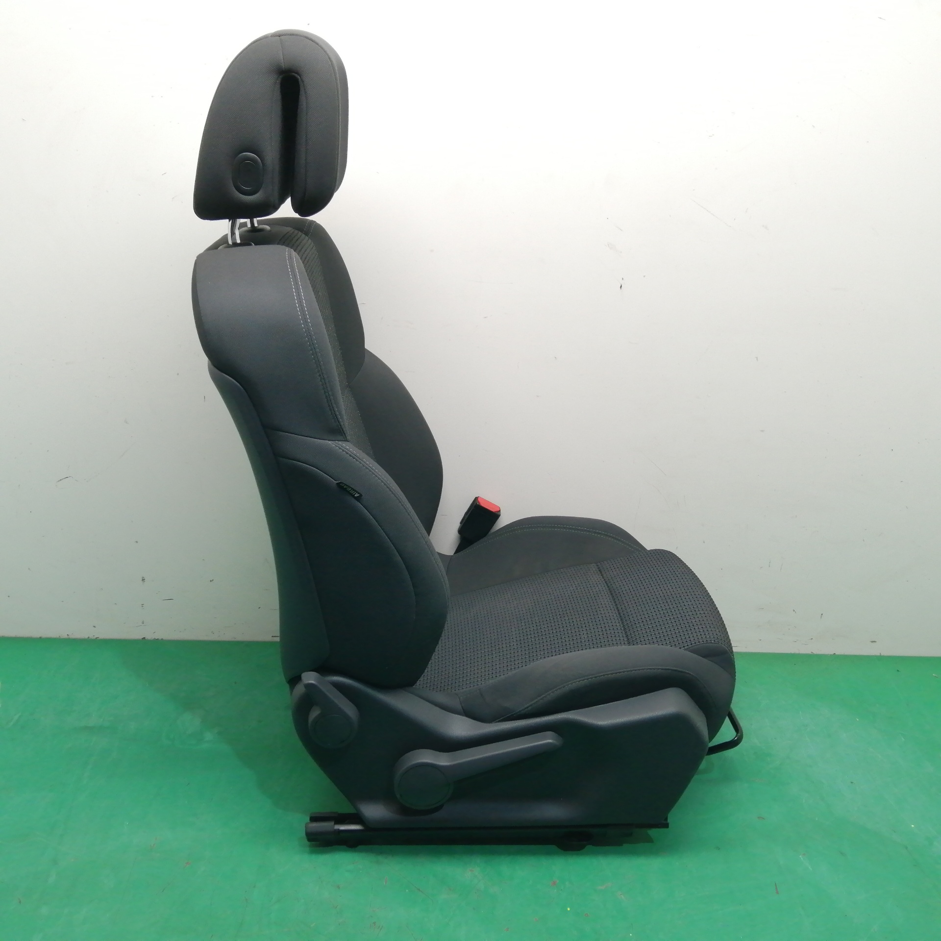 ASIENTO DELANTERO DERECHO