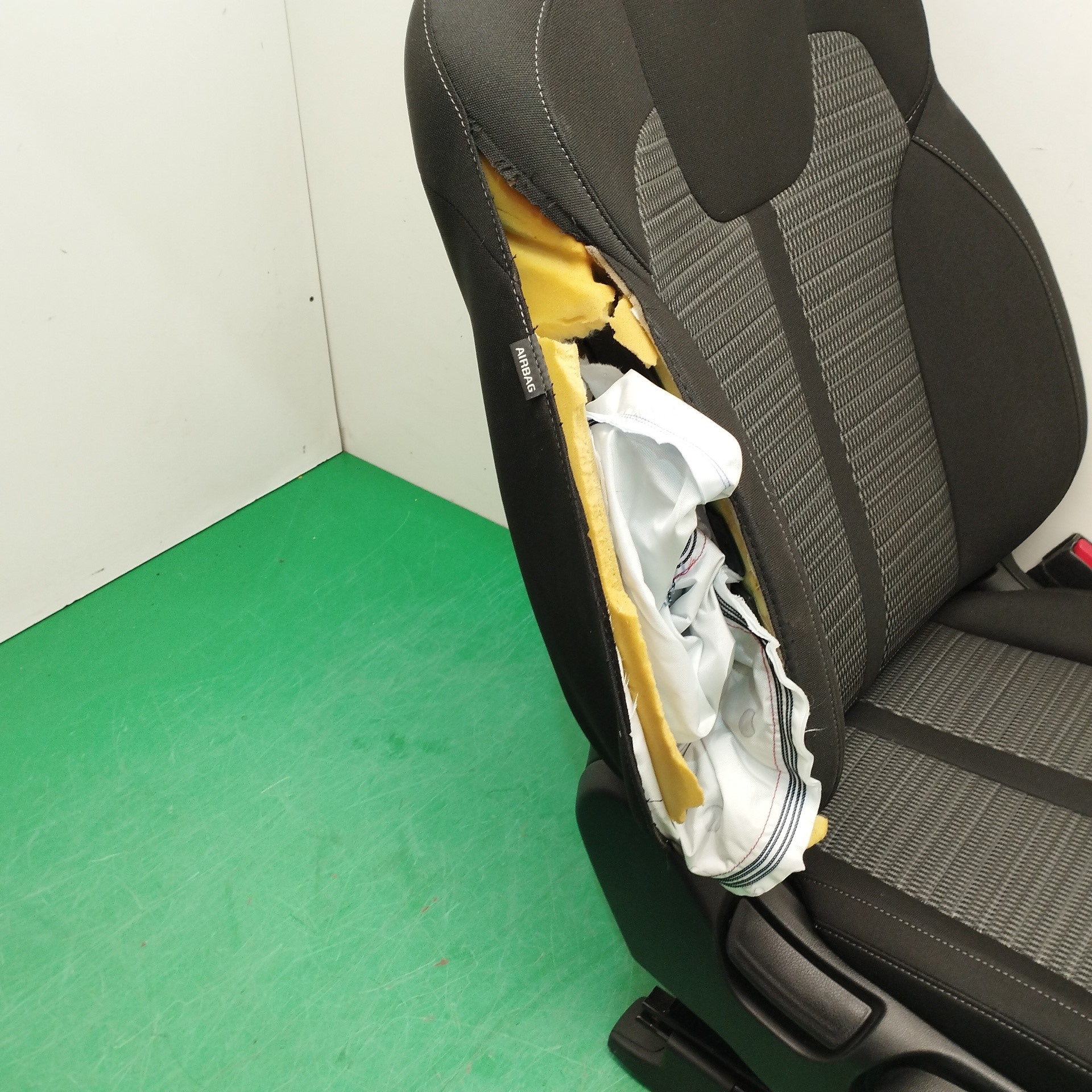 ASIENTO DELANTERO DERECHO