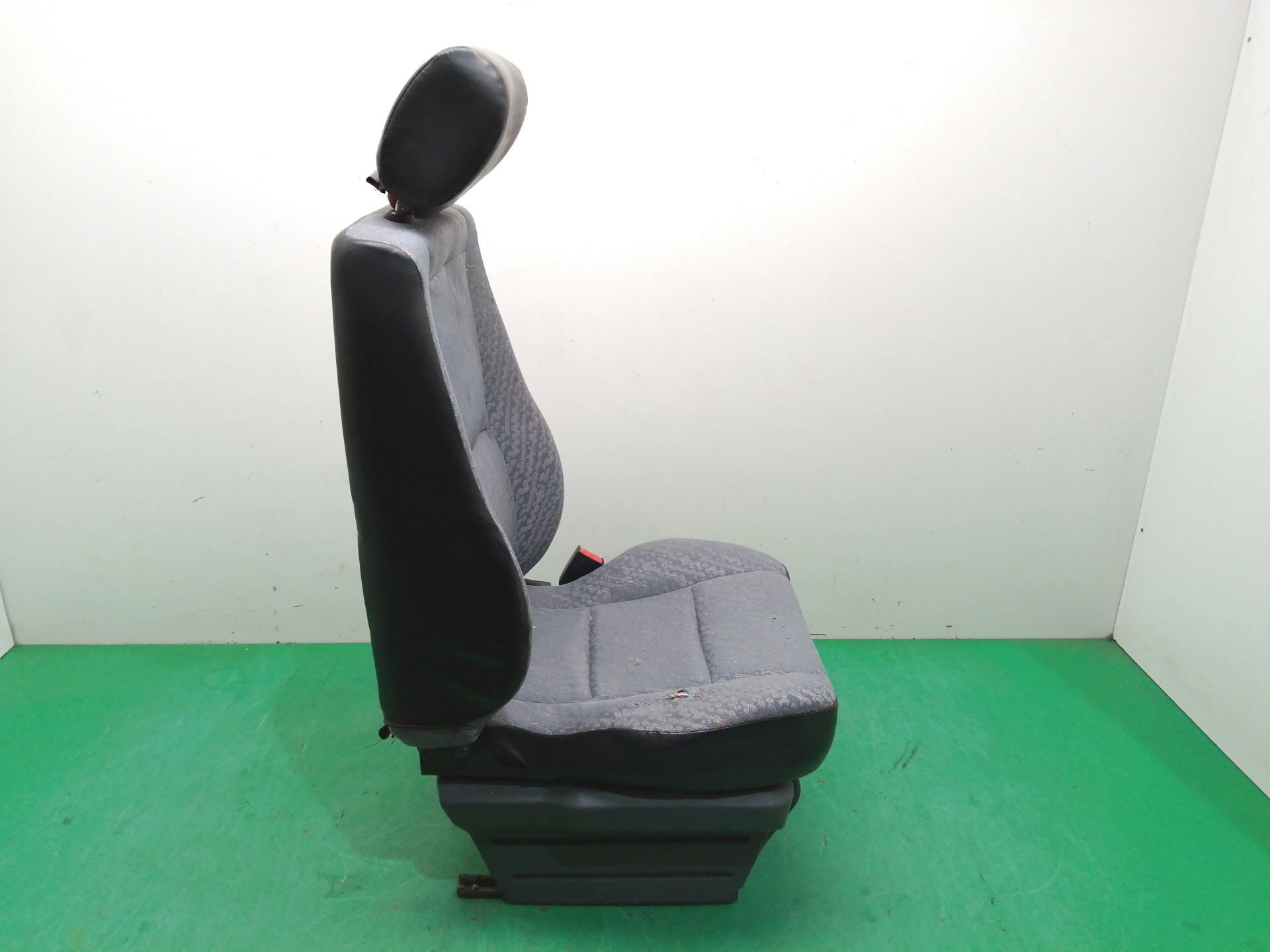 ASIENTO DELANTERO DERECHO