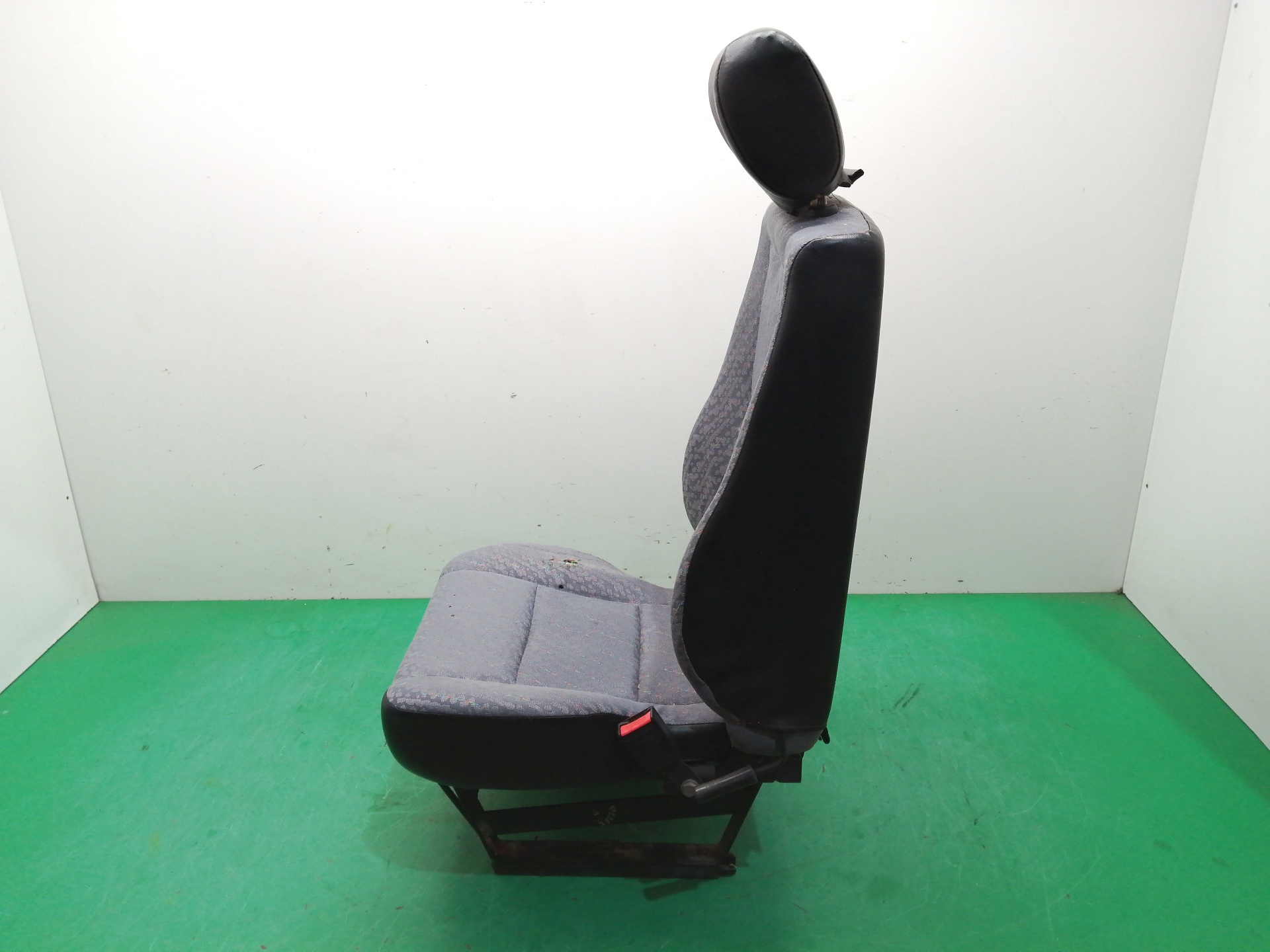 ASIENTO DELANTERO DERECHO