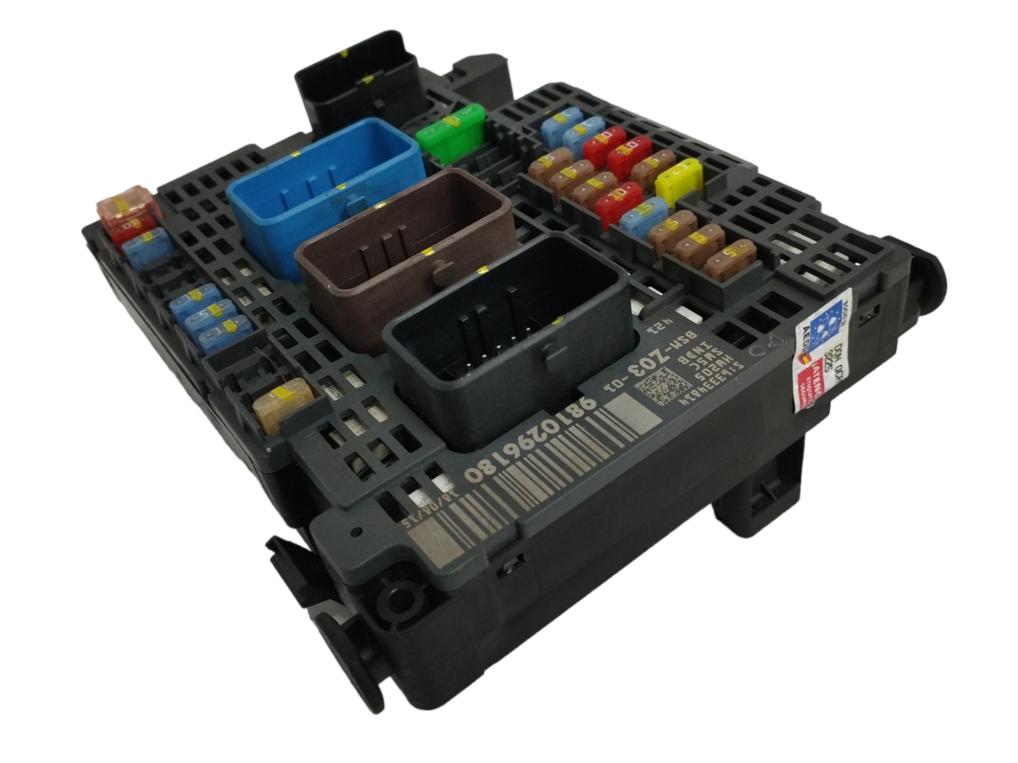 CAJA RELES / FUSIBLES