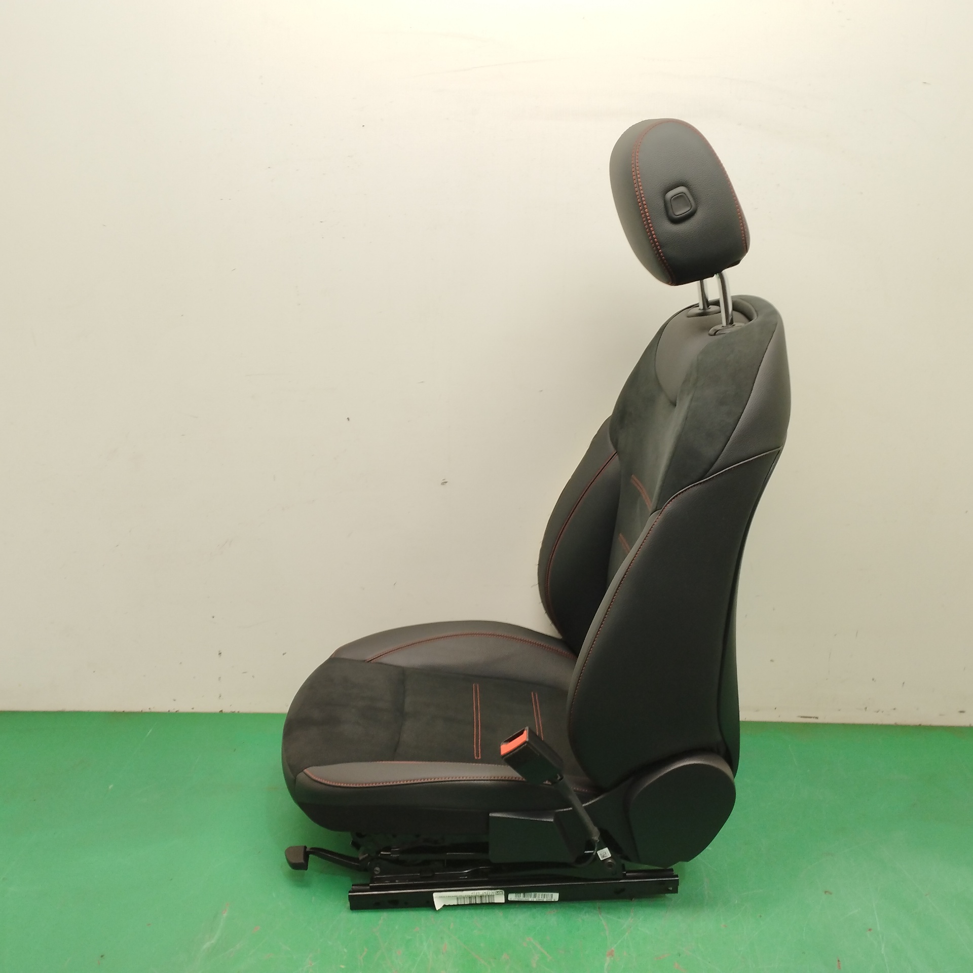 ASIENTO DELANTERO DERECHO