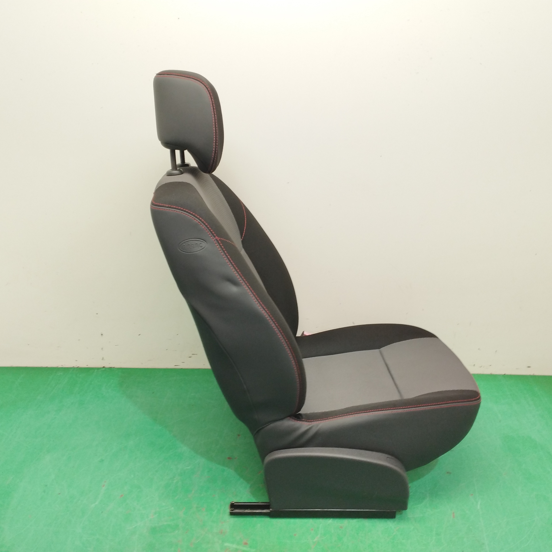 ASIENTO DELANTERO DERECHO