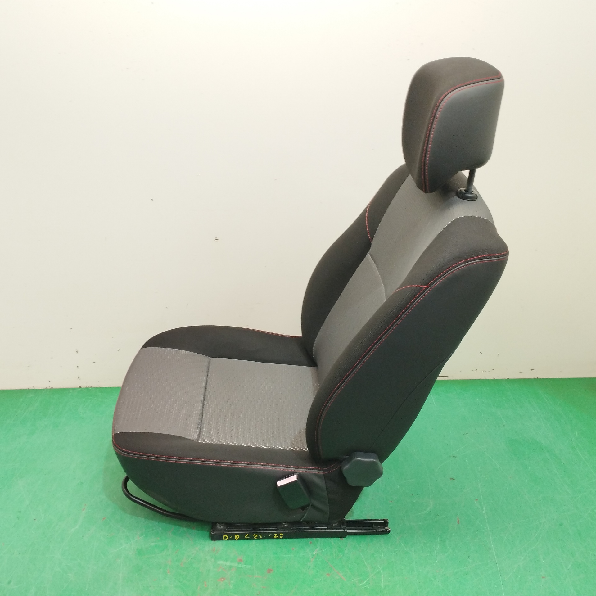 ASIENTO DELANTERO DERECHO