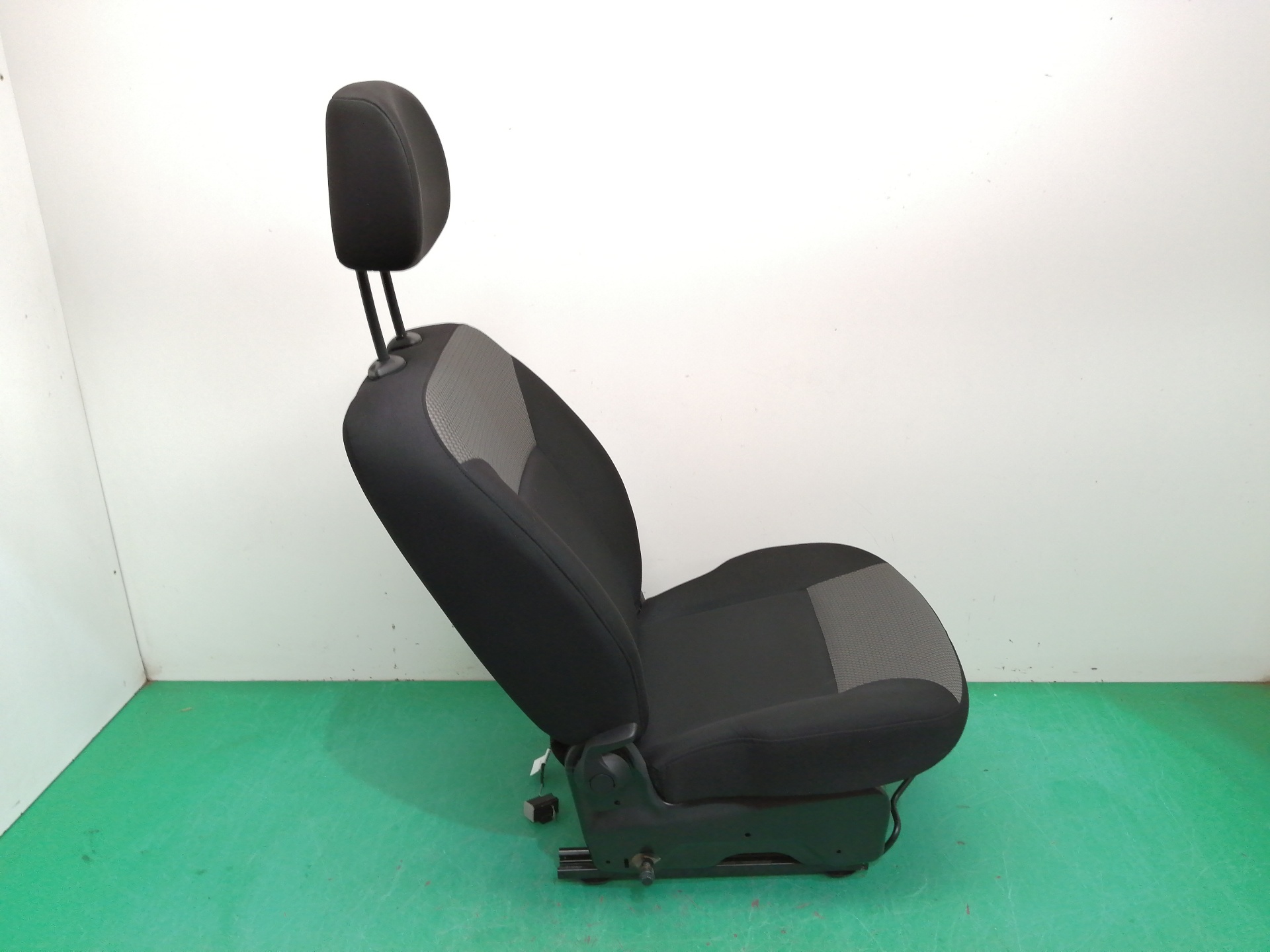 ASIENTO DELANTERO DERECHO