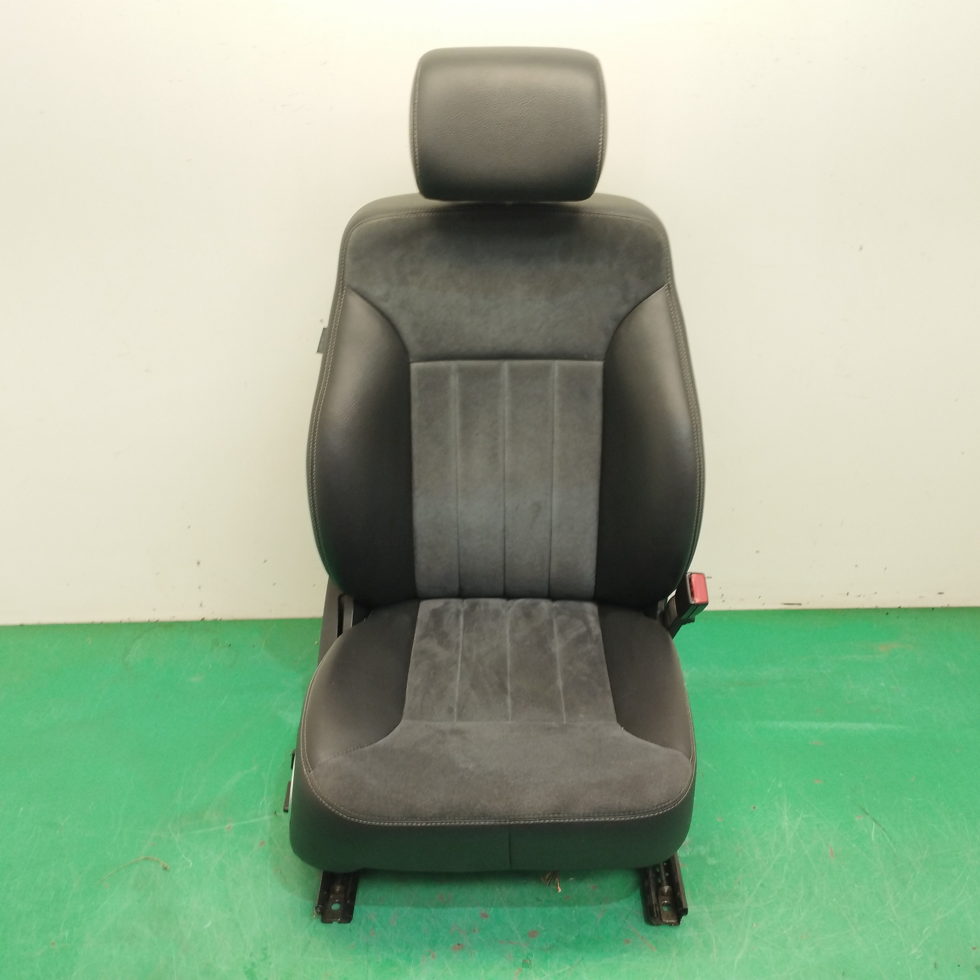 ASIENTO DELANTERO DERECHO