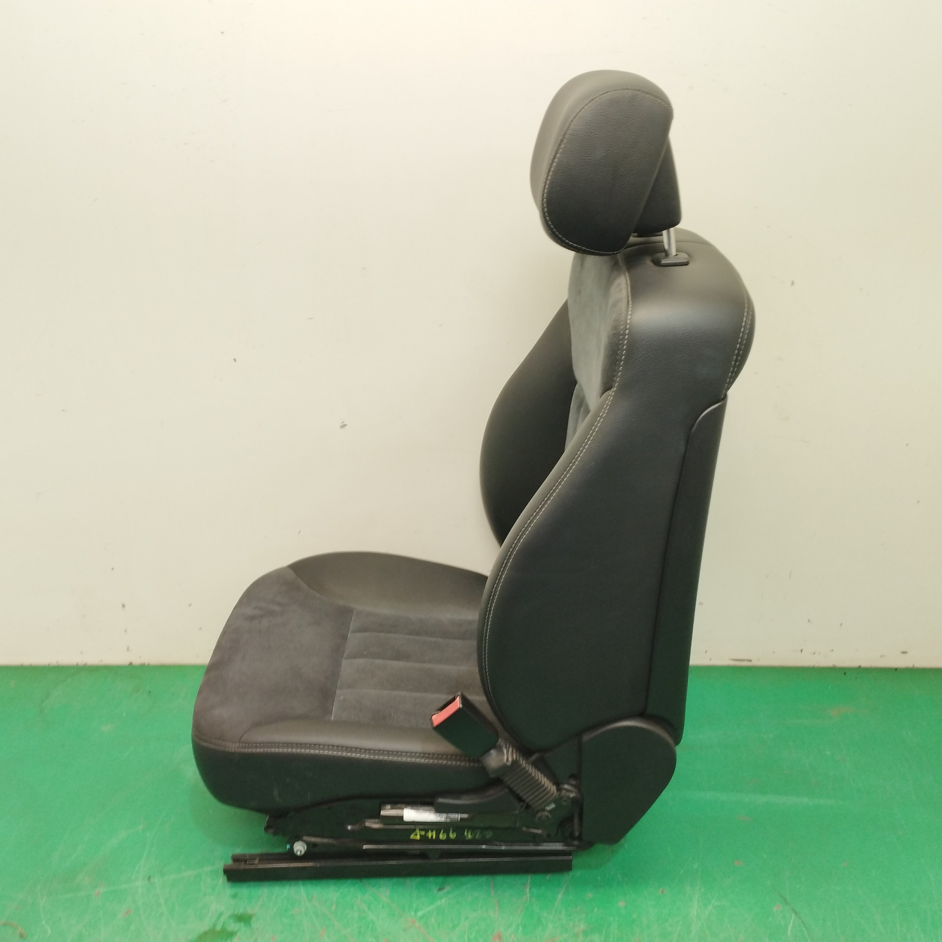 ASIENTO DELANTERO DERECHO