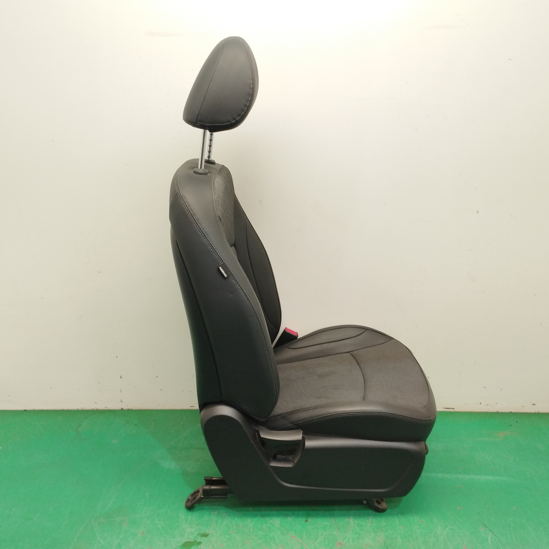 ASIENTO DELANTERO DERECHO