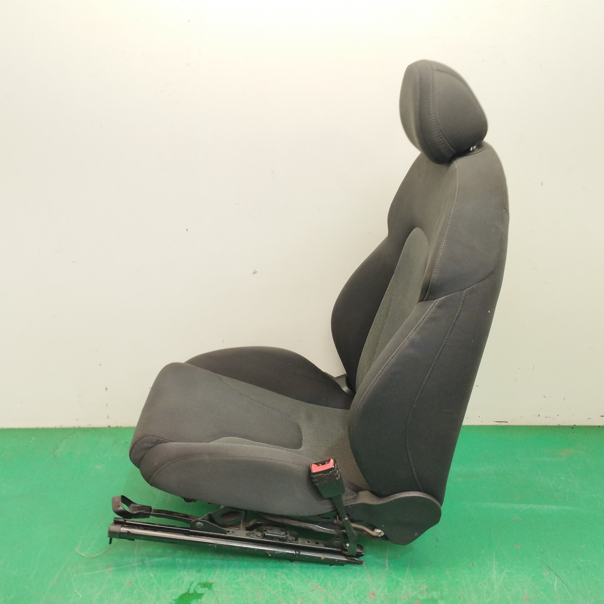 ASIENTO DELANTERO DERECHO