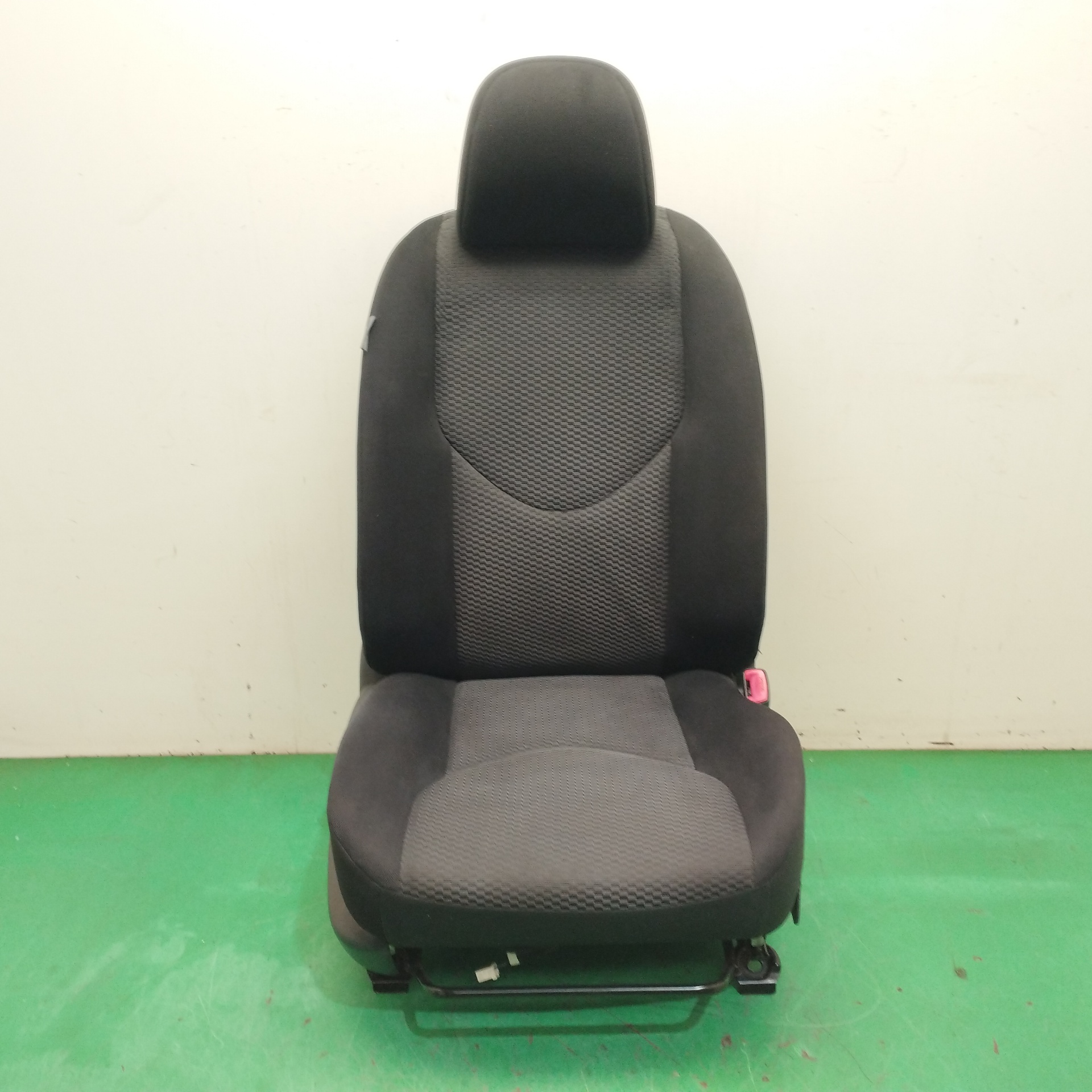 # ASIENTO AUTO SIMPLE