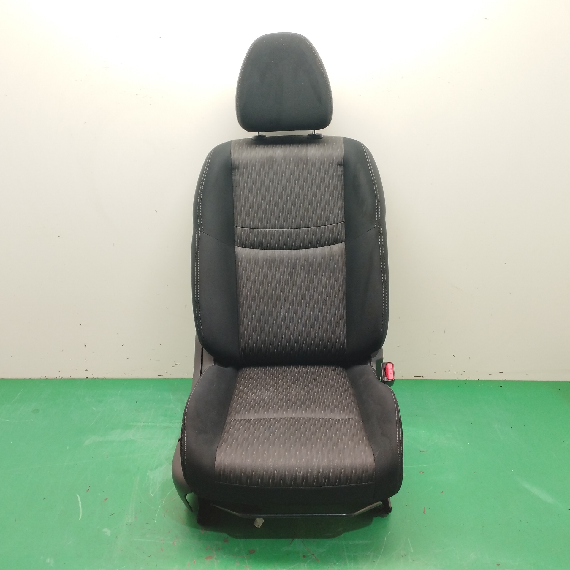 ASIENTO DELANTERO DERECHO