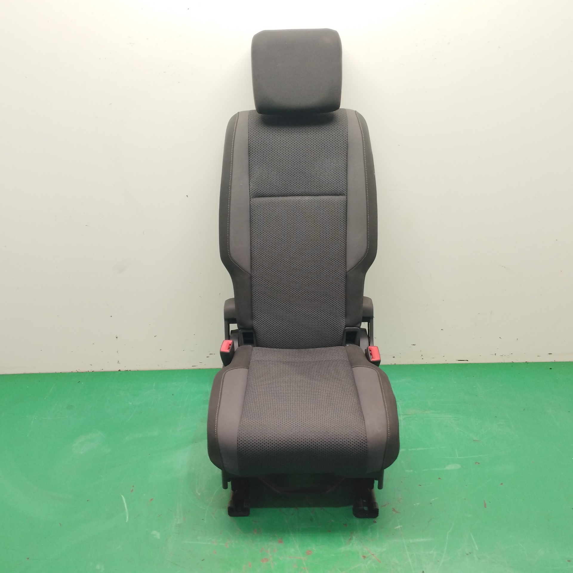 ASIENTO TRASERO MEDIO