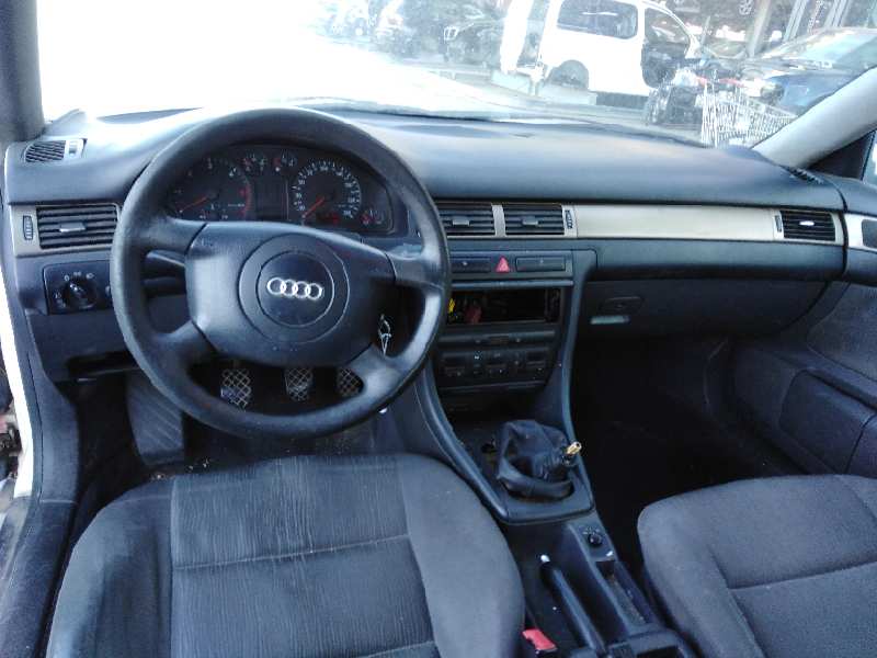 AUDI A6 BERLINA (4B2) 1997