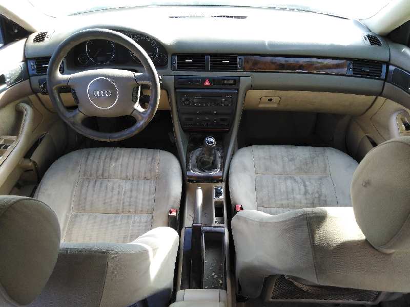 AUDI A6 BERLINA (4B2) 2001