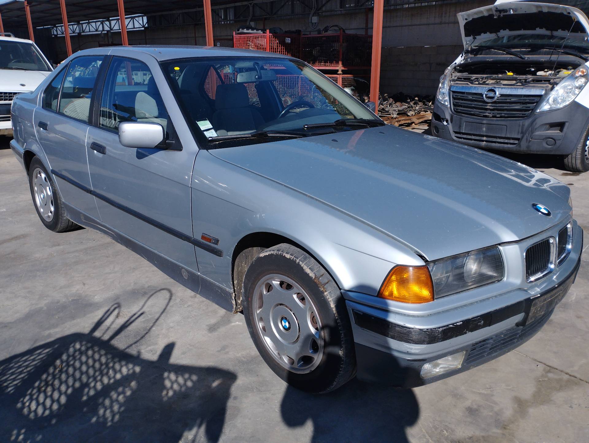 BMW SERIE 3 BERLINA (E36) 1990