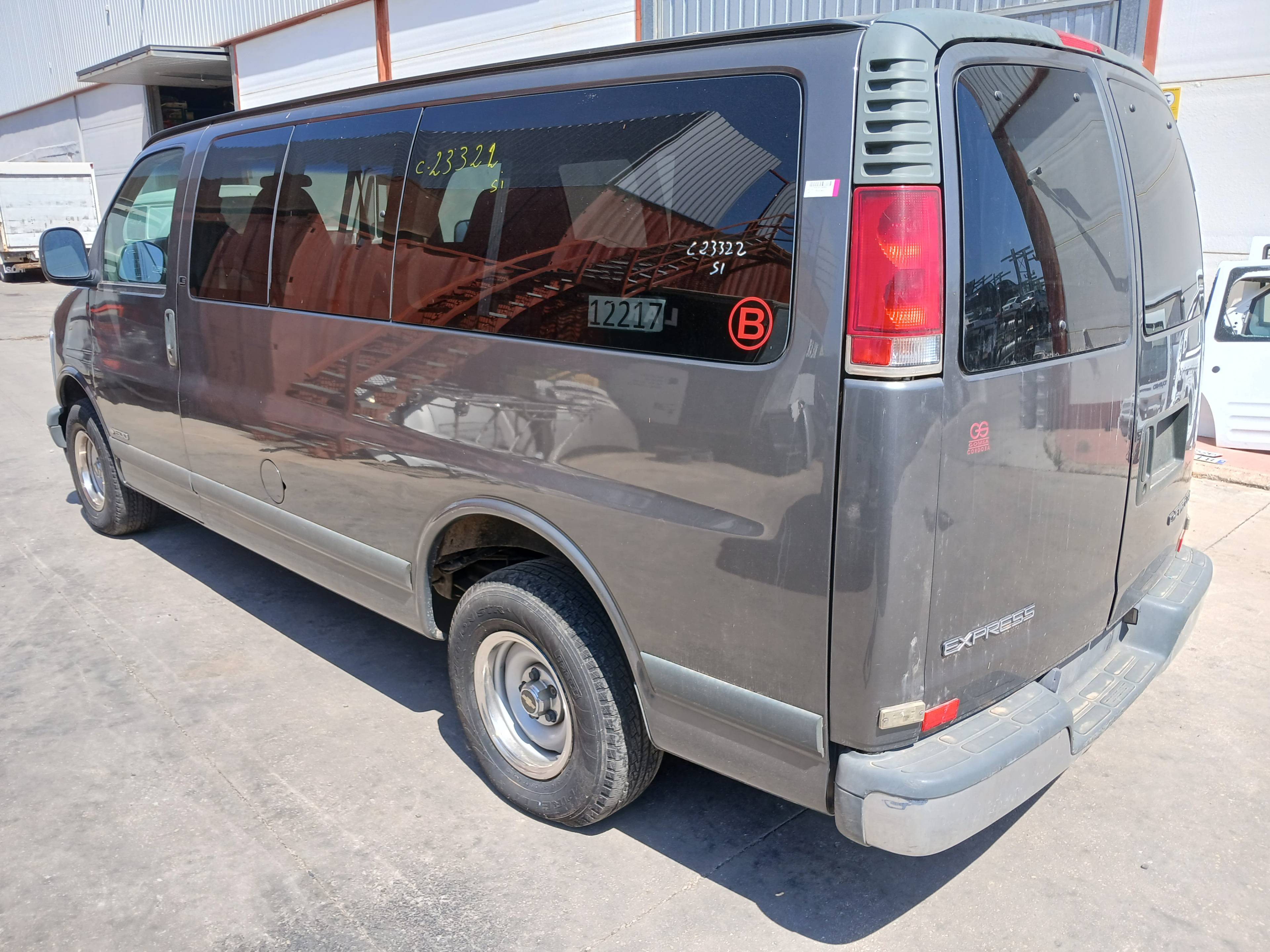 CHEVROLET EXPRESS VAN 0