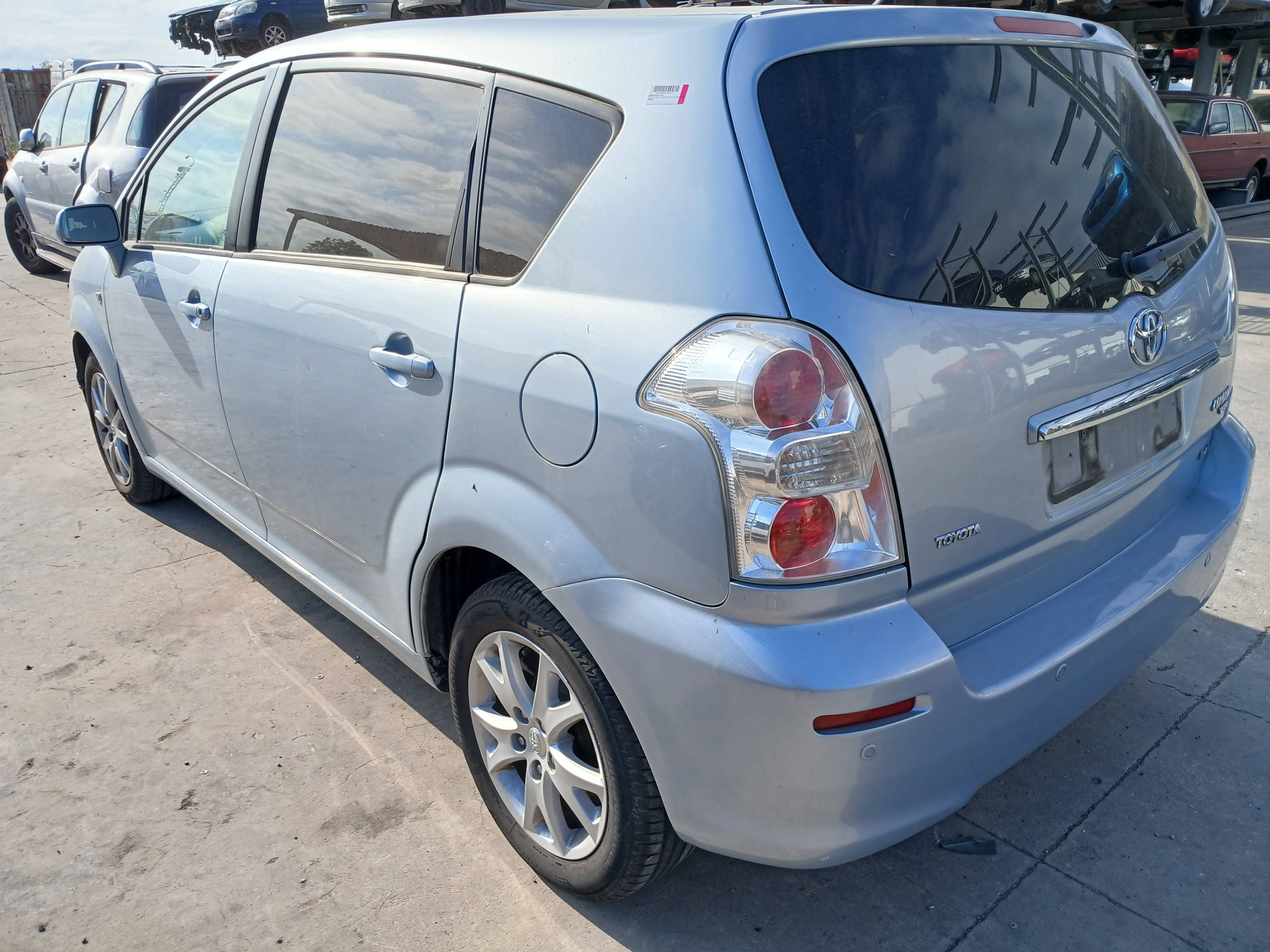 TOYOTA COROLLA VERSO (R1) 2004