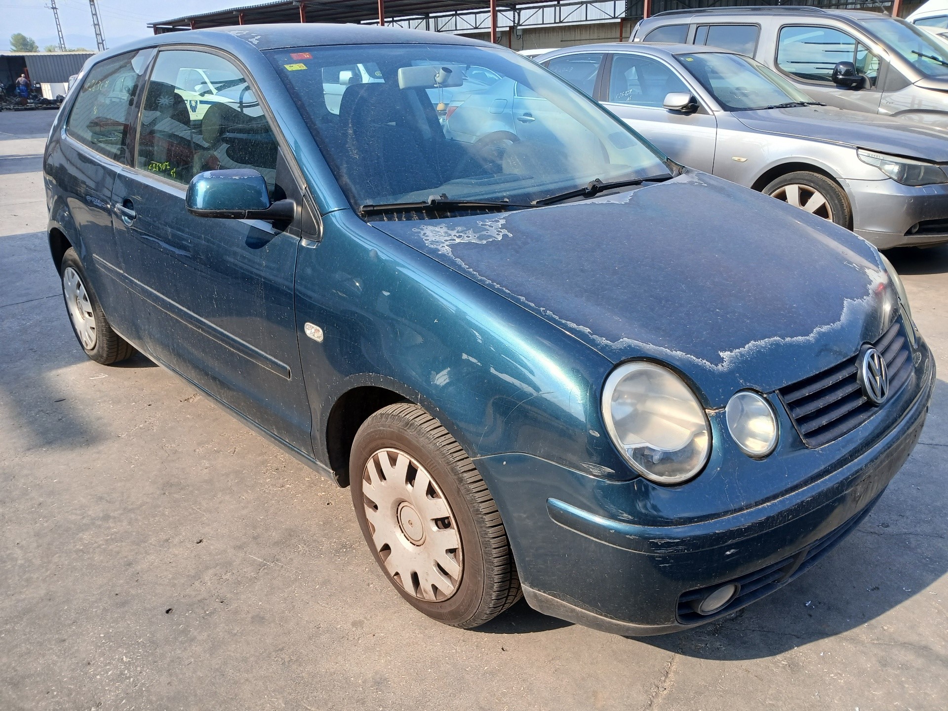 VOLKSWAGEN POLO (9N1) 2001