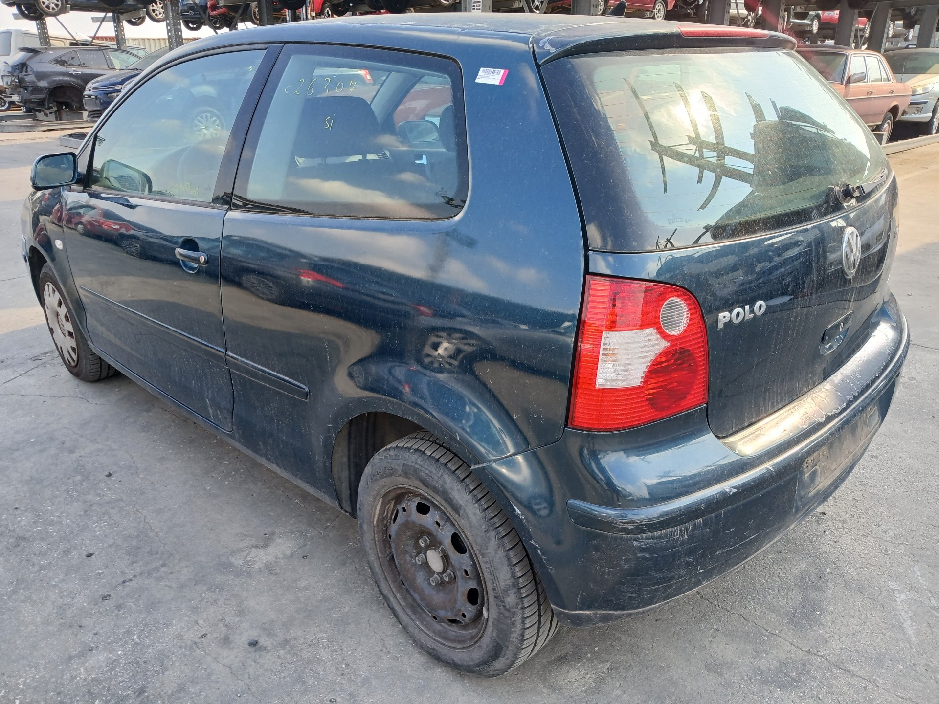 VOLKSWAGEN POLO (9N1) 2001