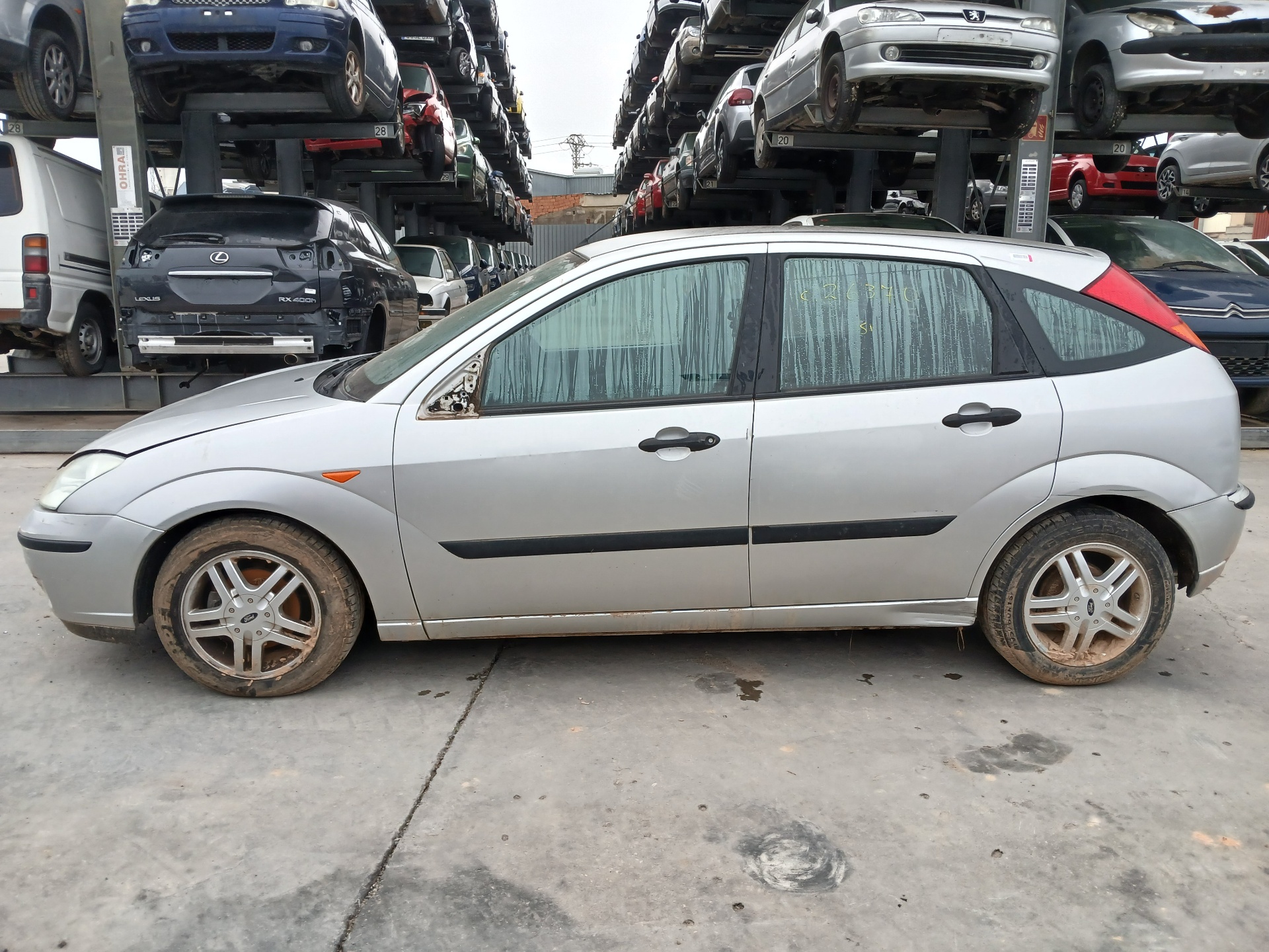 FORD FOCUS BERLINA (CAK) 1998