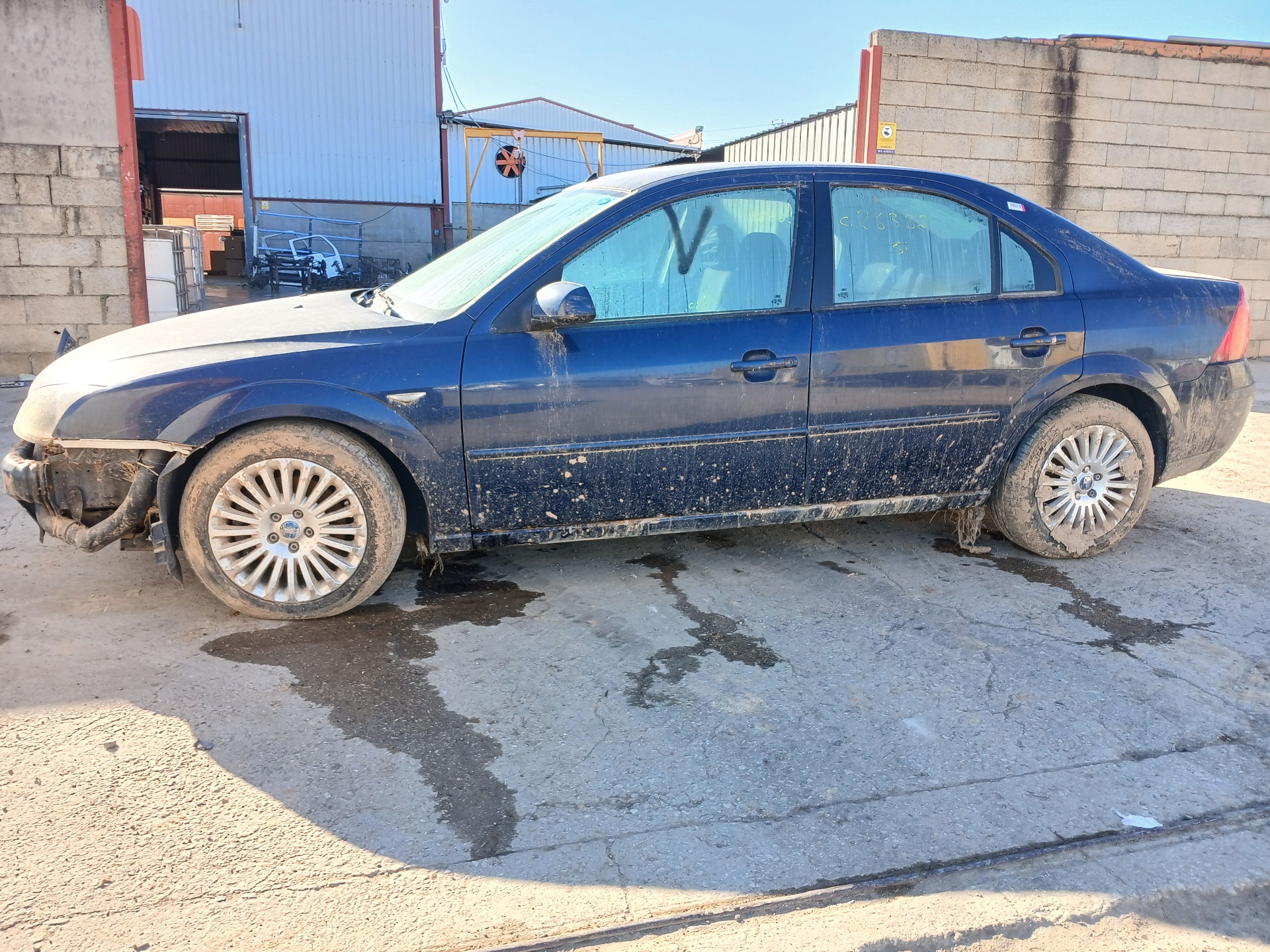 FORD MONDEO BERLINA (GE) 2000